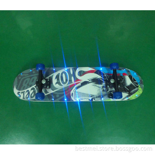 LED flash Skateboard